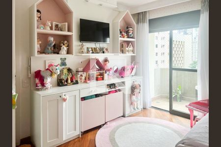 Quarto 1 de apartamento para alugar com 3 quartos, 135m² em Indianópolis, São Paulo