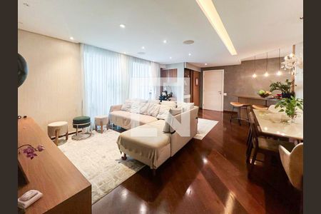 Sala de apartamento para alugar com 3 quartos, 135m² em Indianópolis, São Paulo