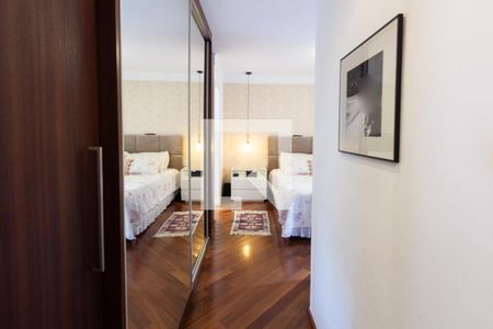 Apartamento à venda com 135m², 3 quartos e 2 vagasSuíte