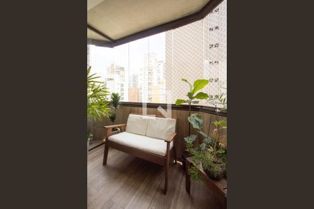 Varanda da Sala de apartamento para alugar com 3 quartos, 135m² em Indianópolis, São Paulo