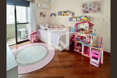 Quarto 1 de apartamento para alugar com 3 quartos, 135m² em Indianópolis, São Paulo