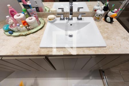 Apartamento à venda com 135m², 3 quartos e 2 vagasBanheiro