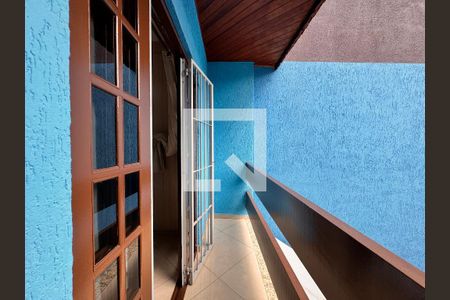 Casa à venda com 132m², 3 quartos e 4 vagas Casa à venda com 132m², 3 quartos e 4 vagassacada