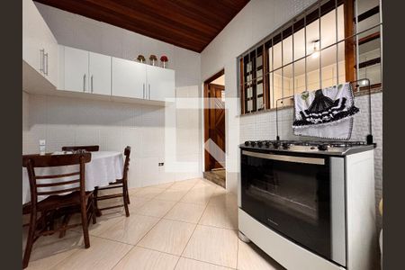 Casa à venda com 132m², 3 quartos e 4 vagas Casa à venda com 132m², 3 quartos e 4 vagasVaranda