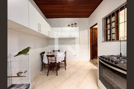 Casa à venda com 132m², 3 quartos e 4 vagas Casa à venda com 132m², 3 quartos e 4 vagasVaranda