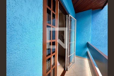 Casa à venda com 132m², 3 quartos e 4 vagas Casa à venda com 132m², 3 quartos e 4 vagassacada