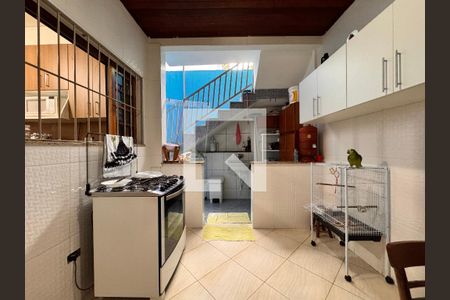 Casa à venda com 132m², 3 quartos e 4 vagas Casa à venda com 132m², 3 quartos e 4 vagasVaranda