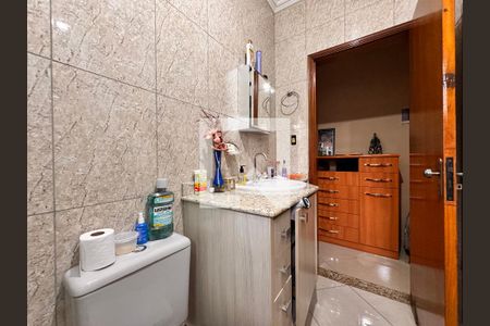 Casa à venda com 132m², 3 quartos e 4 vagas Casa à venda com 132m², 3 quartos e 4 vagasBanheiro da Suíte