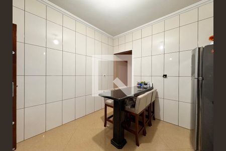 Casa à venda com 132m², 3 quartos e 4 vagas Casa à venda com 132m², 3 quartos e 4 vagasCozinha