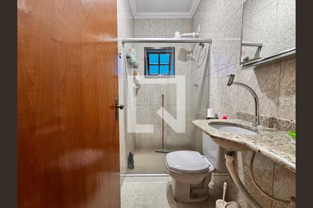 Casa à venda com 132m², 3 quartos e 4 vagas Casa à venda com 132m², 3 quartos e 4 vagasBanheiro