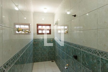 Casa à venda com 108m², 3 quartos e 2 vagasBanheiro