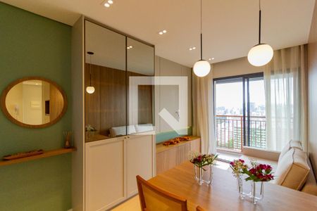 Sala de apartamento à venda com 2 quartos, 45m² em Santo Amaro, São Paulo