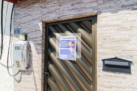 Casa para alugar com 100m², 2 quartos e sem vaga Casa para alugar com 100m², 2 quartos e sem vagaFachada