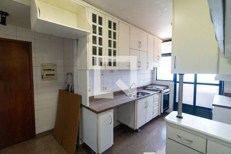 Apartamento à venda com 90m², 3 quartos e 2 vagasCozinha