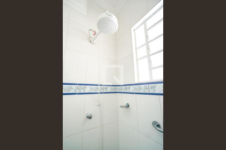 Casa à venda com 181m², 3 quartos e 3 vagasChuveiro