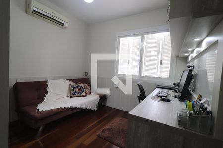Casa à venda com 204m², 4 quartos e 2 vagasQuarto 3