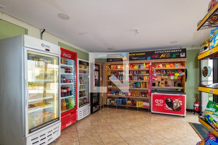 Apartamento para alugar com 50m², 2 quartos e 1 vagaMini Mercado