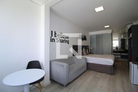 Sala/Cozinha de kitnet/studio à venda com 1 quarto, 28m² em Vila Olímpia, São Paulo