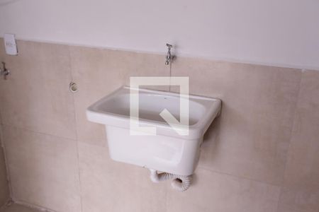 Casa para alugar com 42m², 1 quarto e 1 vagaÁrea de Serviço