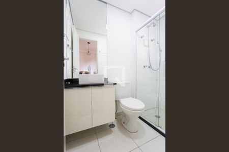 Apartamento para alugar com 64m², 2 quartos e 1 vaga Apartamento para alugar com 64m², 2 quartos e 1 vagaBanheiro da Suíte 1