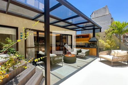 Apartamento à venda com 214m², 4 quartos e 2 vagasÁrea externa