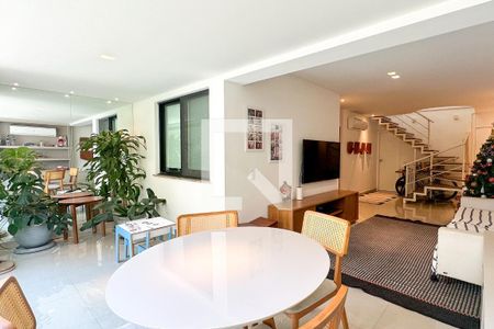 Apartamento à venda com 214m², 4 quartos e 2 vagasSala 02