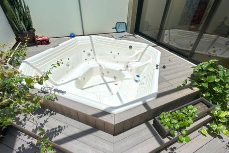 Apartamento à venda com 214m², 4 quartos e 2 vagasÁrea externa