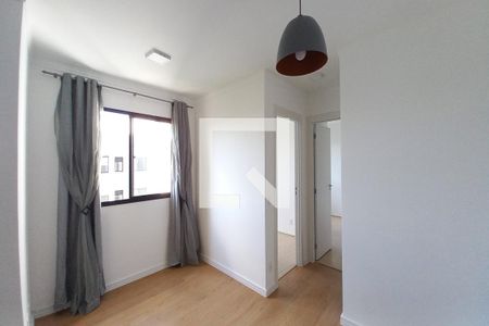 Sala de apartamento para alugar com 2 quartos, 37m² em Jardim Roseira, Campinas