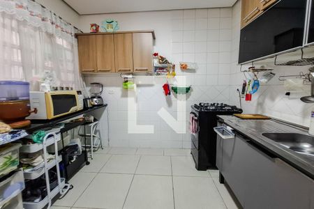 Casa de condomínio à venda com 114m², 2 quartos e 1 vagacozinha