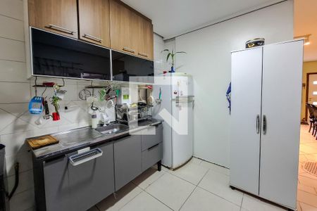 Casa de condomínio à venda com 114m², 2 quartos e 1 vagacozinha