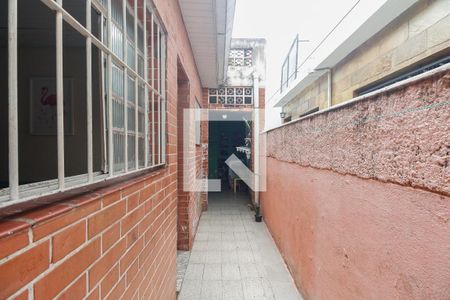 Casa à venda com 60m², 1 quarto e sem vaga Casa à venda com 60m², 1 quarto e sem vagaEntrada