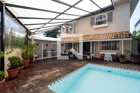 Casa à venda com 350m², 4 quartos e 3 vagasÁrea externa