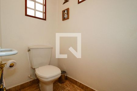 Casa à venda com 350m², 4 quartos e 3 vagasLavabo