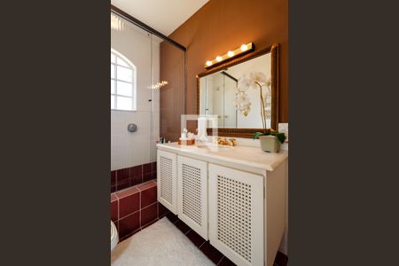 Casa à venda com 350m², 4 quartos e 3 vagasBanheiro da Suíte 3