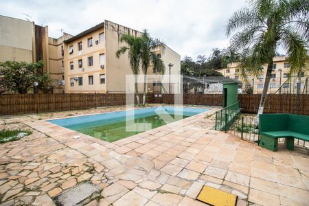 Apartamento à venda com 72m², 2 quartos e sem vagaÁrea comum - Piscina