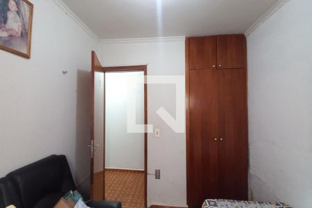 Casa à venda com 211m², 3 quartos e 5 vagas Casa à venda com 211m², 3 quartos e 5 vagasQuarto 2