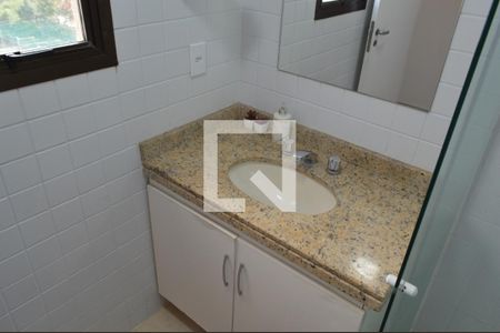 Banheiro da Suíte de apartamento para alugar com 3 quartos, 87m² em Jacarepaguá, Rio de Janeiro
