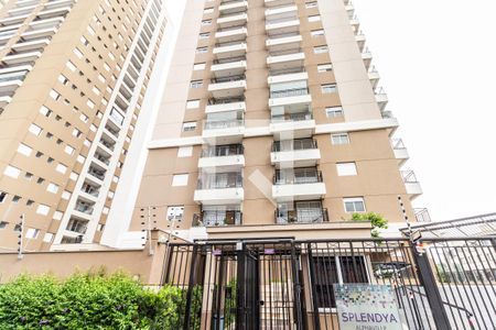 Apartamento para alugar com 67m², 3 quartos e 2 vagas Apartamento para alugar com 67m², 3 quartos e 2 vagasFachada