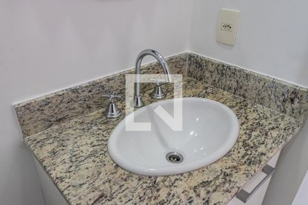 Apartamento para alugar com 67m², 3 quartos e 2 vagas Apartamento para alugar com 67m², 3 quartos e 2 vagasBanheiro Social