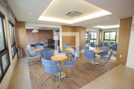 Apartamento para alugar com 57m², 2 quartos e 1 vaga Apartamento para alugar com 57m², 2 quartos e 1 vagaÁrea comum - Salão de festas