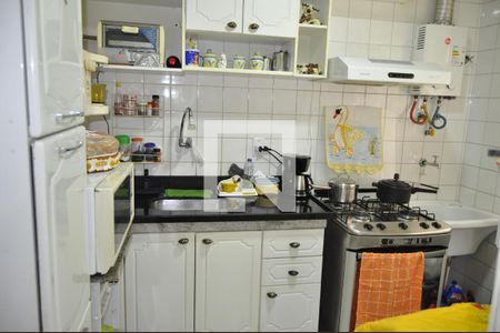 Apartamento à venda com 46m², 2 quartos e 1 vagaCozinha/área de serviço