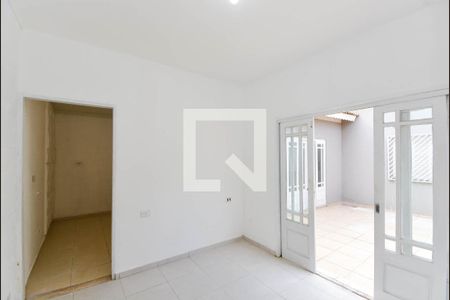 Casa para alugar com 390m², 3 quartos e 3 vagas Casa para alugar com 390m², 3 quartos e 3 vagasEdícula - Sala