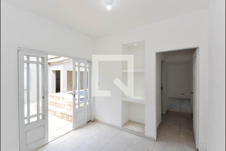 Casa para alugar com 390m², 3 quartos e 3 vagas Casa para alugar com 390m², 3 quartos e 3 vagasEdícula - Sala