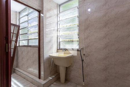 Apartamento à venda com 70m², 2 quartos e 1 vagaÁrea de Serviço