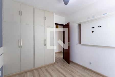 Apartamento à venda com 70m², 2 quartos e 1 vagaQuarto 2