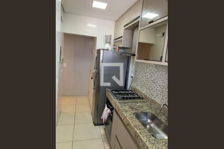 Cozinha de apartamento à venda com 2 quartos, 48m² em Minaslandia, Belo Horizonte