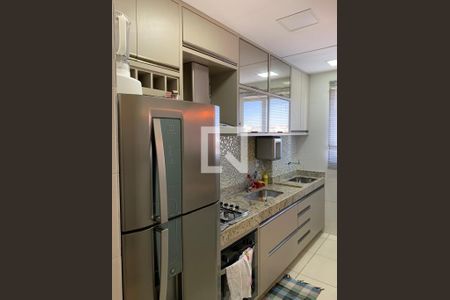 Cozinha de apartamento à venda com 2 quartos, 48m² em Minaslandia, Belo Horizonte