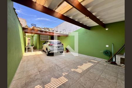Casa à venda com 70m², 3 quartos e 4 vagasGaragem