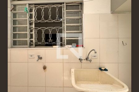 Casa à venda com 70m², 3 quartos e 4 vagasLavanderia