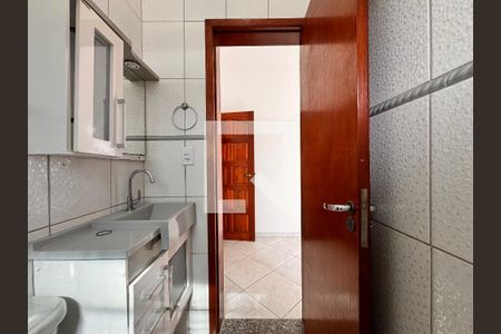 Casa à venda com 70m², 3 quartos e 4 vagasBanheiro da suíte